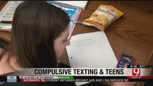 Compulsive Texting Affects Teens At School