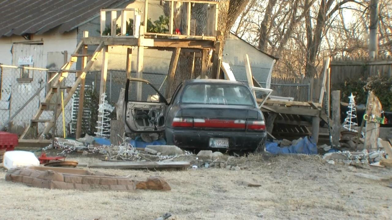 WEB EXTRA: Driver Plows Through Tulsa Yard, Ditches Car