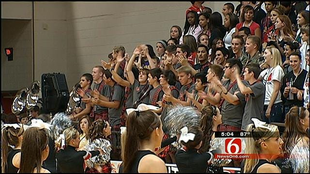 Union High Students Gear Up For Big Rivalry Game With Pep Rally