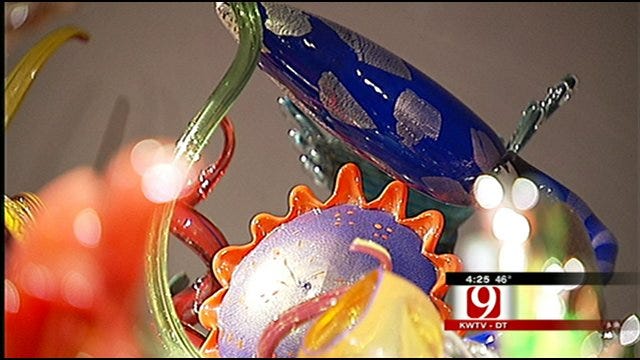 Chihuly Exhibit Temporarily Closing At Oklahoma City Museum Of Art