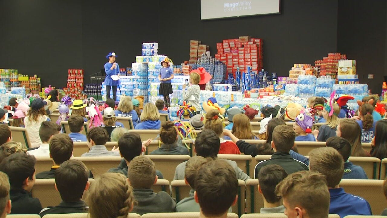 Mingo Valley Christian Students Hosts Annual Food Drive
