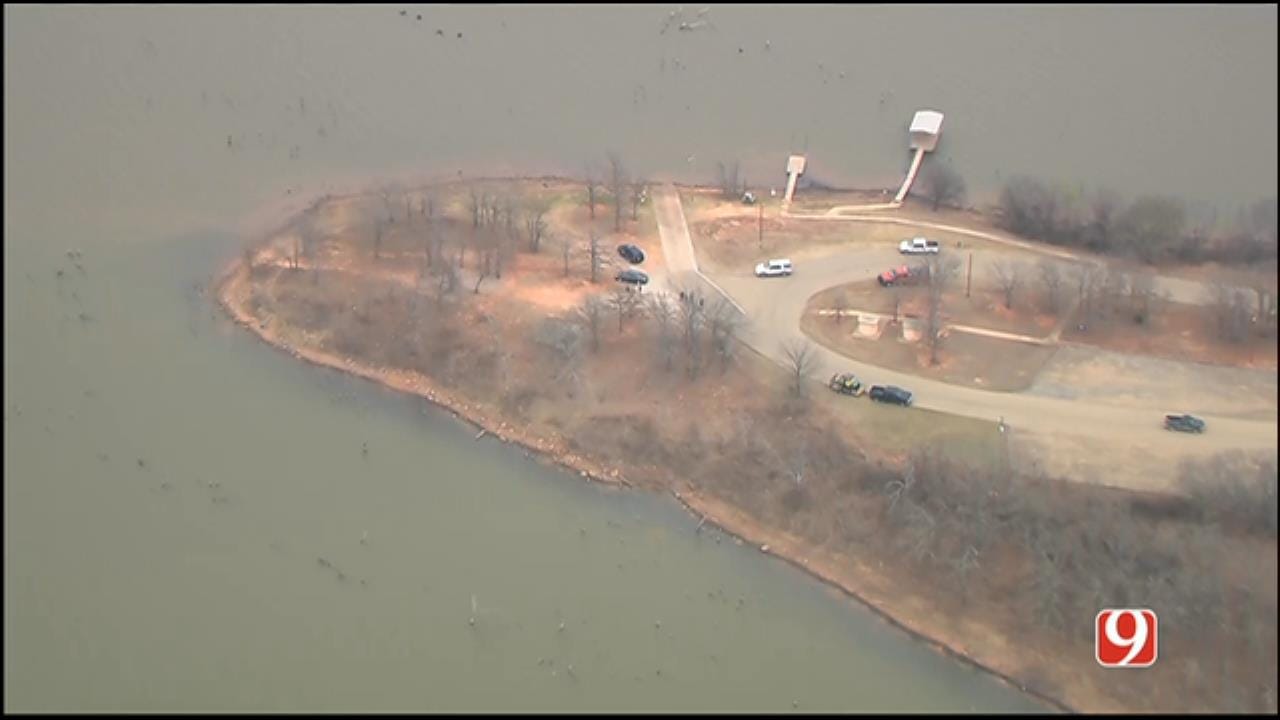 WEB EXTRA: SkyNews 9 Flies Over Reported Drowning At Prague Lake