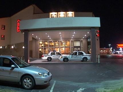 WEB EXTRA: Video From Scene Of A Robbery At Red Roof Inn In Tulsa