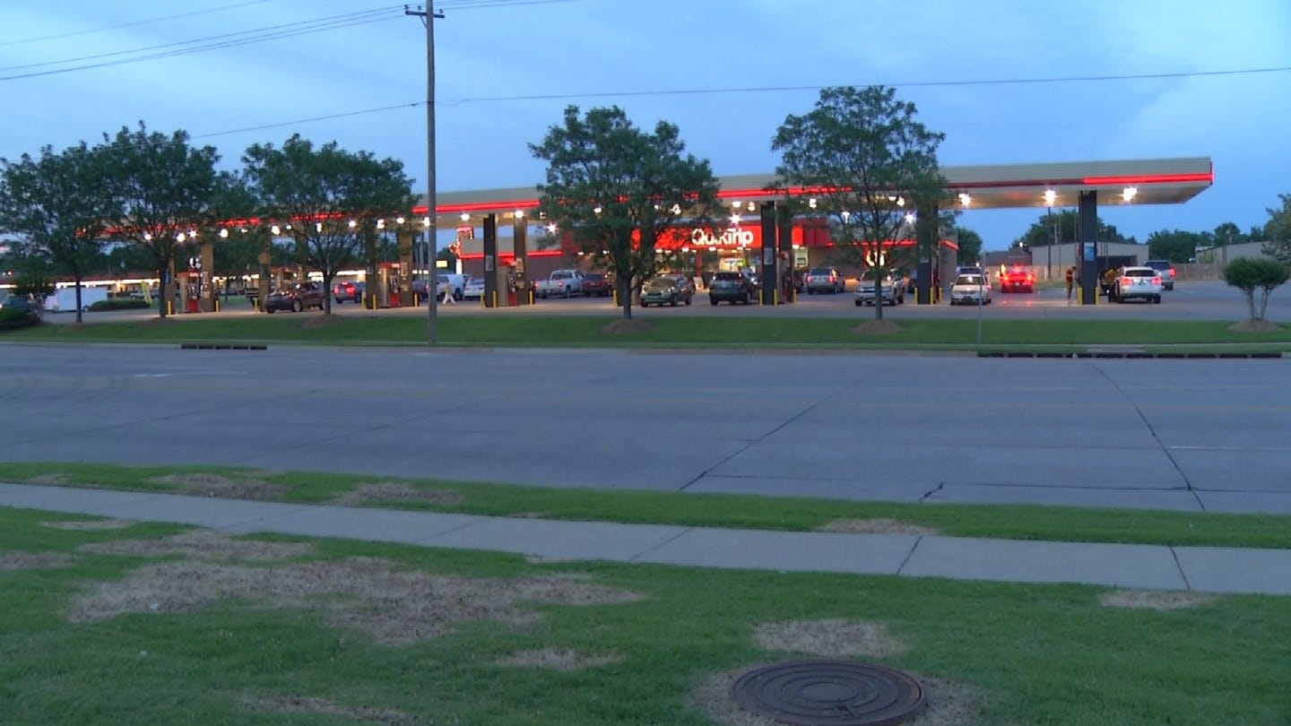 Police Investigating After Body Discovered At Tulsa QuikTrip