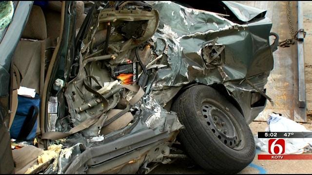 Tulsa Police Search For Driver Involved In Fatal Crash