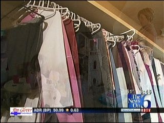 Clearing The Clutter From Your Closets
