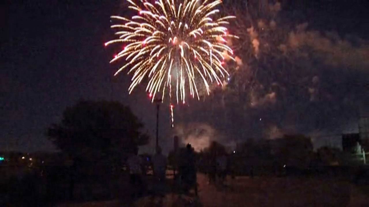 Tulsans Celebrate Independence Day With FreedomFest Fireworks Show