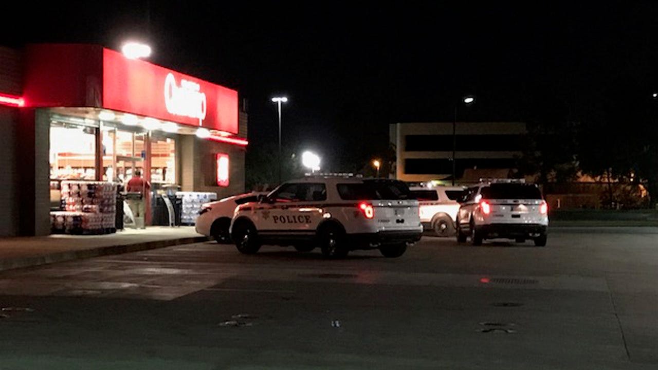 Tulsa Police: QT Robbed At Gunpoint