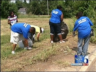 Tulsa Health Department Leads Neighborhood Clean-Up Project