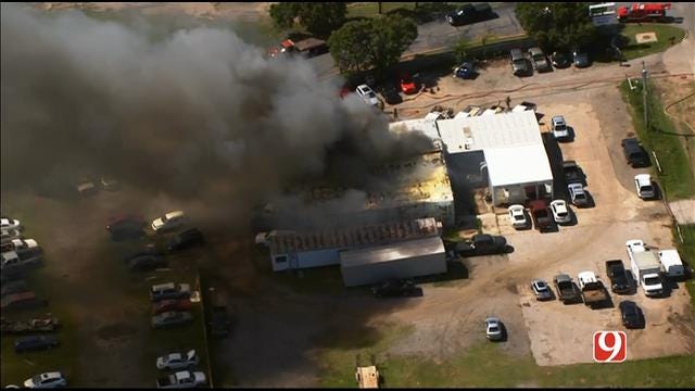 WEB EXTRA: Bob Mills SkyNews 9 Flies Over Fire At OKC Auto Shop