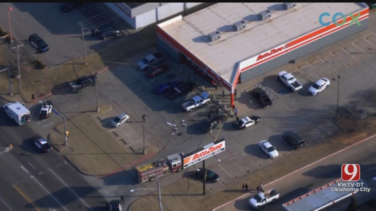 WATCH: Bob Mills SkyNews 9 HD Flies Over Scene After Shooting At MWC AutoZone