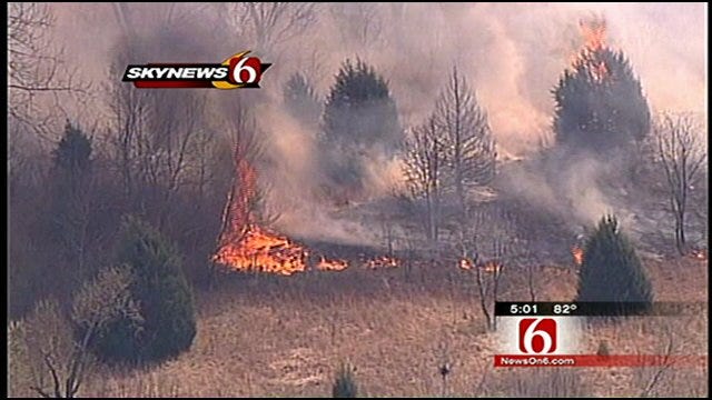 Keystone Fire Chief Surveys Wildfires From SkyNews6