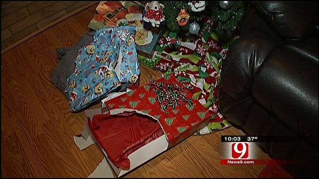 Grinch Steals Christmas From Oklahoma City Family