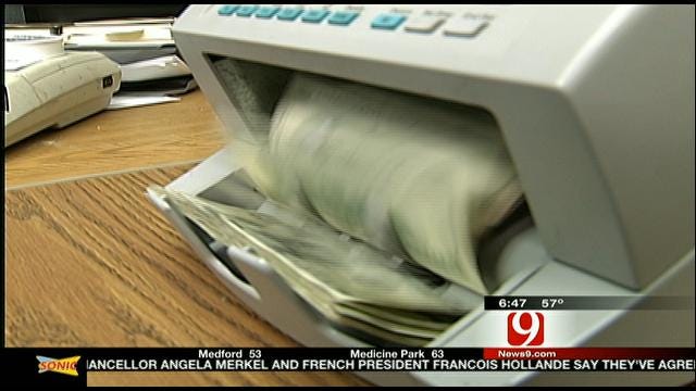 Oklahomans Receive Surprise Deliveries Of Free Money