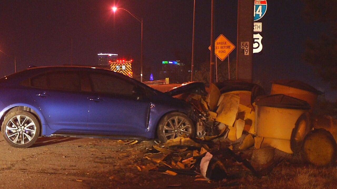 Woman Expected To Recover After Overnight Crash On Highway 75