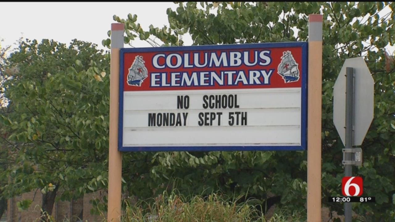Lightning Strikes Delays Start At Tulsa Elementary School