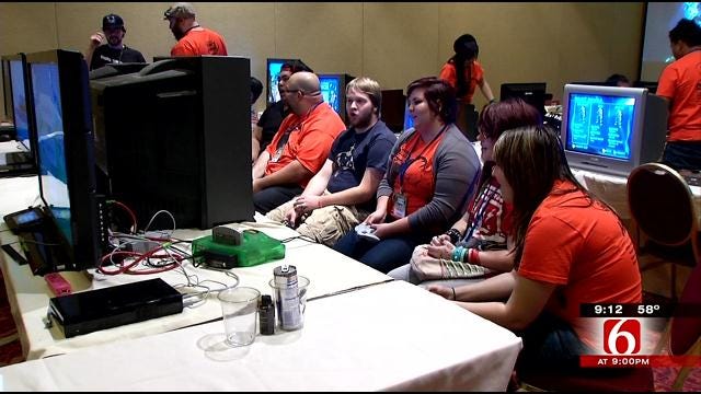 First Ever Green Country Comics And Gaming Convention Held In Tulsa