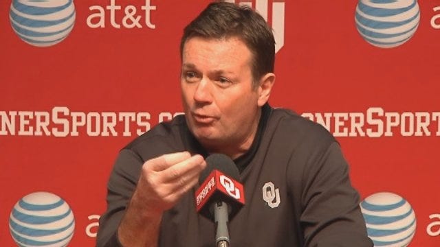 Stoops On 2013 Baylor Game Move