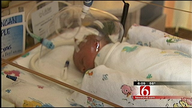 Listen To 911 Call As Mom Gives Birth On Shoulder Of Tulsa Highway