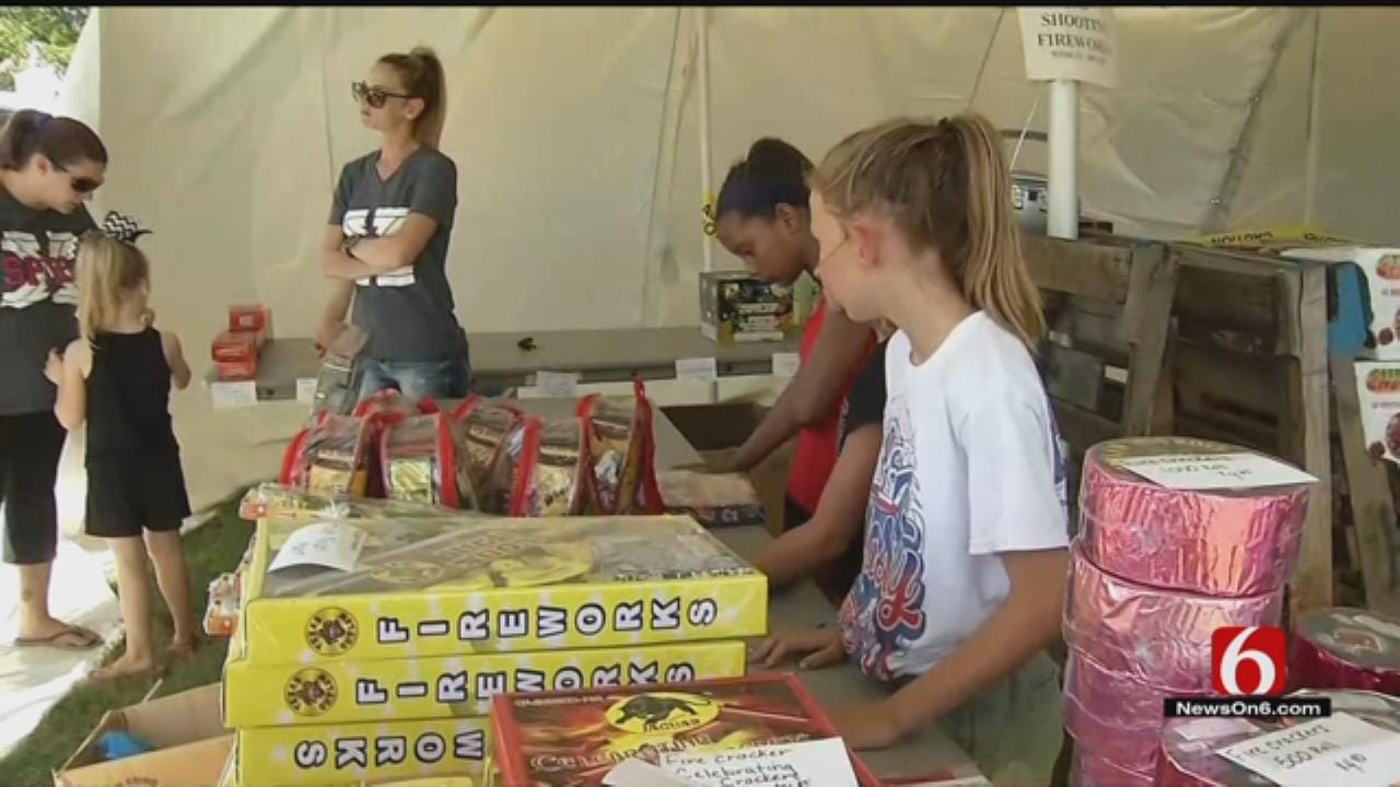 Green Country Cheerleaders Say Thieves Steal $2,000 In Fireworks