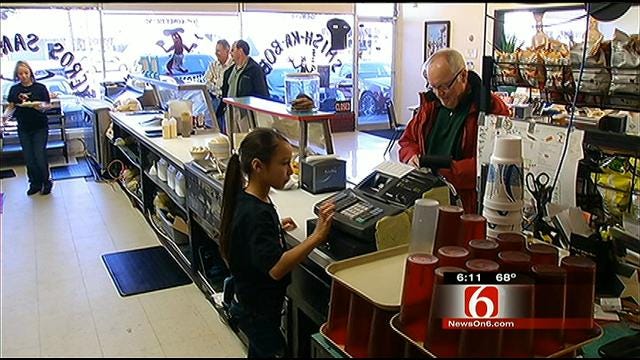 Tulsa Kids Put To Work In Family-Run Restaurant