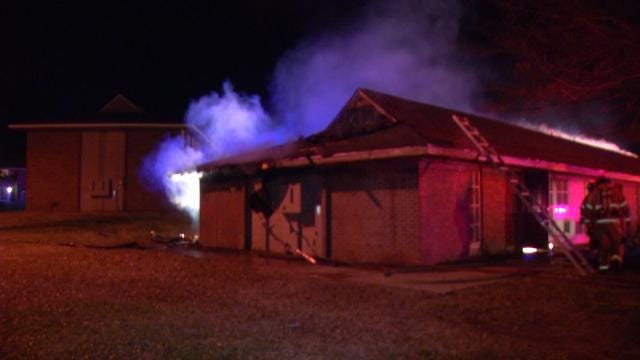 WEB EXTRA: Video From Scene Of West Tulsa Apartment Fire