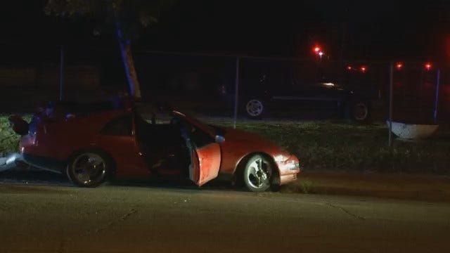 Driver Injured When Car Hits Tree In Tulsa Wreck