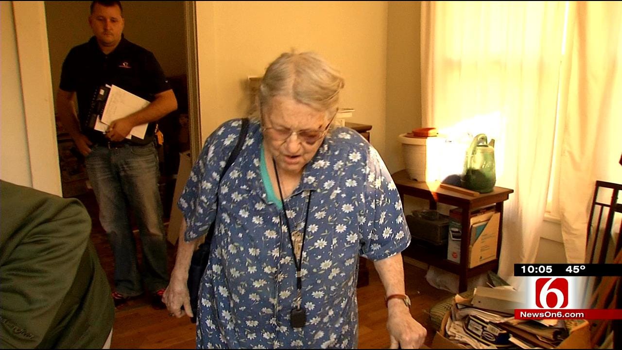 EXCLUSIVE: Elderly Muskogee Woman Tells Of Being Robbed, Beaten