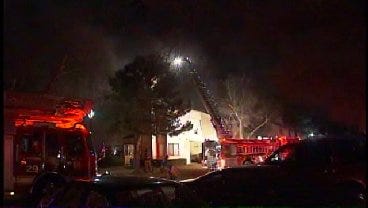 WEB EXTRA: Tulsa Firefighters Respond To Fire At Apartment Complex