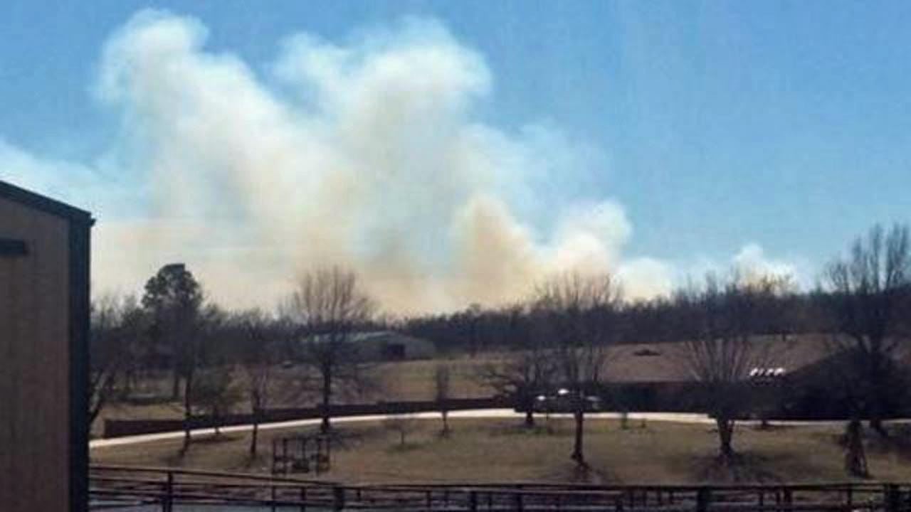 Strong Winds Fueling Creek, Tulsa County Wildfires