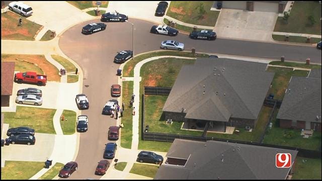 WEB EXTRA: Bob Mills SkyNews 9 Flies Over Scene Of Shooting During Possible Home Invasion