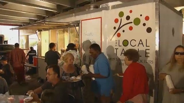 Food Trucks Provide Meals To Tulsa's Homeless