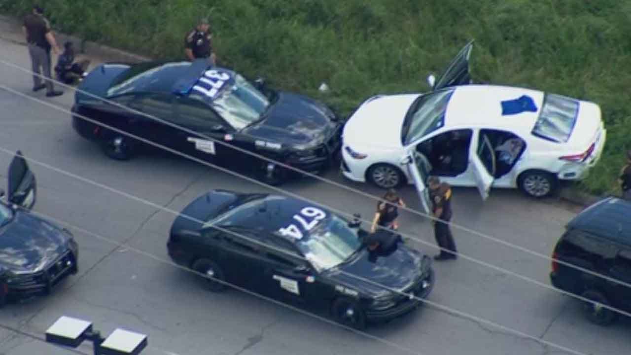 WATCH: 2 Suspects In Custody Following Pursuit In Oklahoma City
