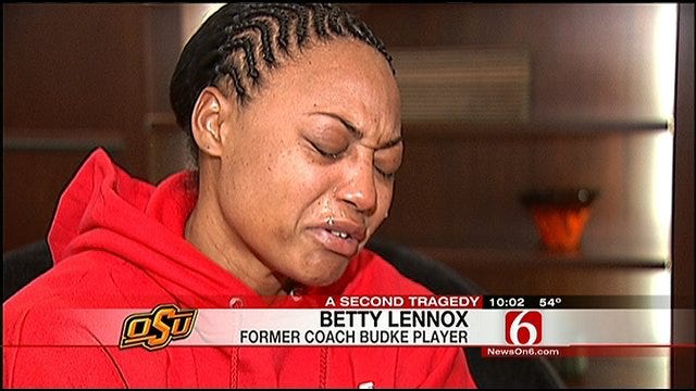 Former Player Struggles With Coach's Death
