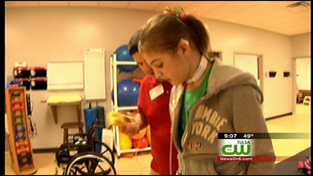 Vinita Girl Welcomed Home After Being Released From Hospital