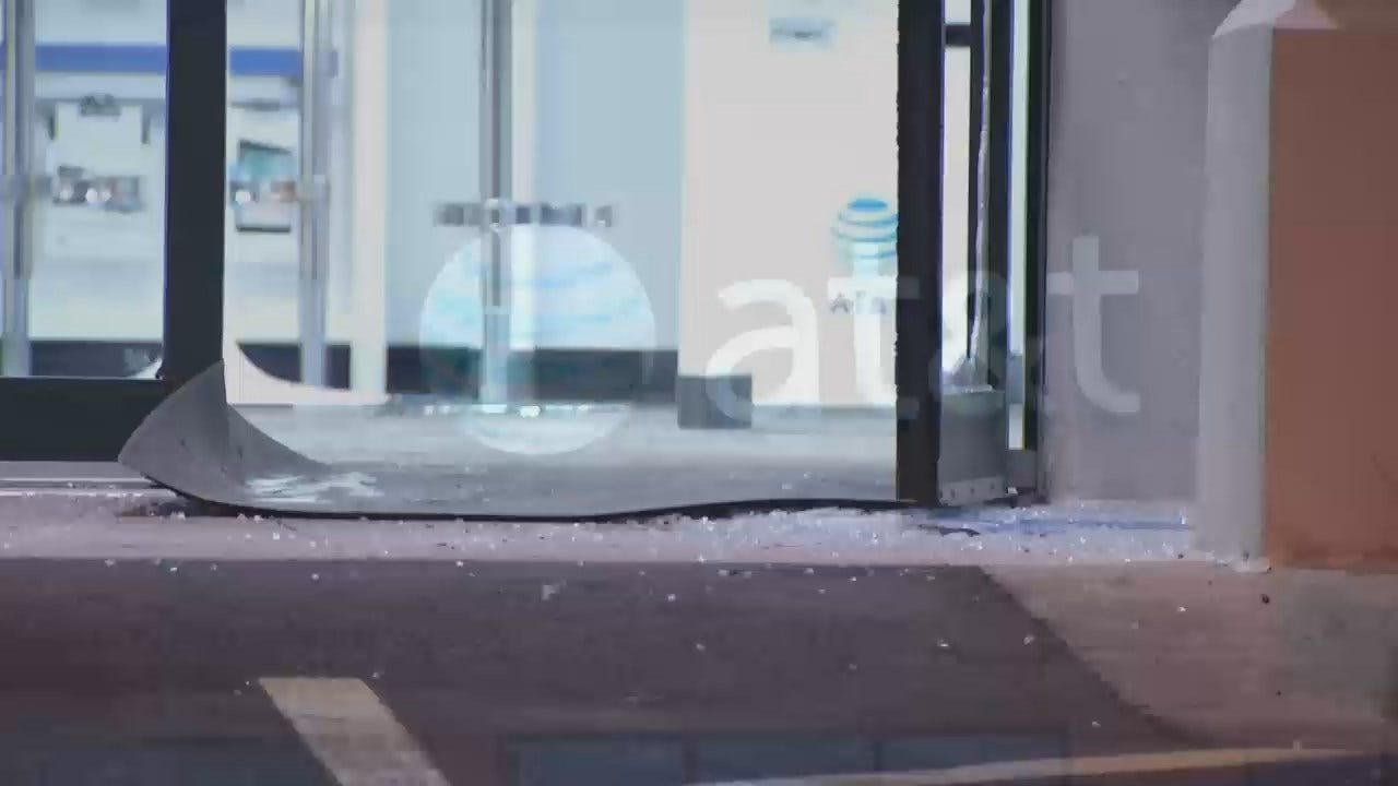 WEB EXTRA: Video From Scene Of Tulsa AT&T Store Burglary