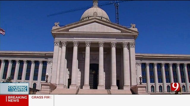 Bill To Allow Guns At State Capitol Passes Committee
